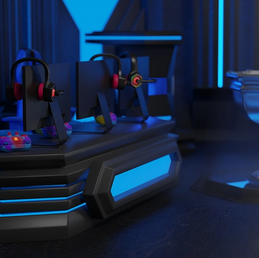 Een futuristische gametafel met meerdere beeldschermen, ergonomische stoelen en een led-trofee, allemaal verlicht door blauw neonlicht.